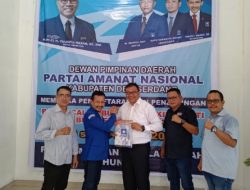 Bakal Calon Bupati Deli Serdang Dr. Asri Ludin Tambunan Resmi Daftar Ke Partai Politik PAN