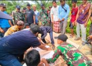 Satgas Pamtas RI-Malaysia Yonarmed 16/TK Bantu Proses Pemakaman Warga Perbatasan