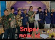 Cagub H. Nurul Aman Kembalikan Formulir Dari Partai Nasdem ke Muara Enim