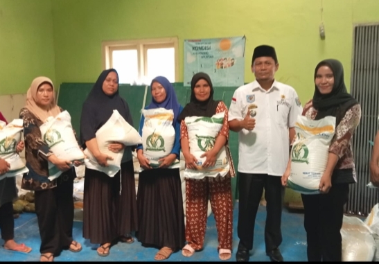 263 KPM Pekon Tanjung Rusia Timur Terima Beras IMG_20240508_171820