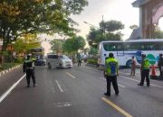 Polres Purwakarta Lakukan Pengamanan dan Pengawalan Keberangkatan Jemaah Calon Haji