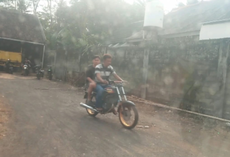 Adanya Perjudian 303 Jenis Sabung Ayam di Wilayah Kalibaru, Raden SNI Meminta Pihak Kepolisian Ambil Tindakan IMG_20240519_200835