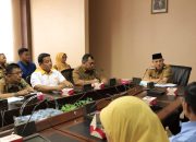 Bupati Sabar AS, Pimpin rapat persiapan Kejuaraan olah raga antar kampung ( Tarkam ) Kemenpora