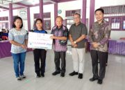 Ketum Yayasan BNKP Menyampaikan Sambutan Pada Penutupan Tahun Pelajaran