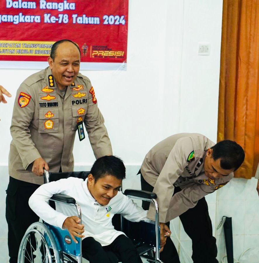 Tim Dokter RS Bhayangkara Polda Sumsel Gelar Bhakti Kesehatan, Berikan Pelayanan 113 Penyandang Disabilitas IMG-20240615-WA0003