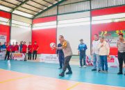 Polda Sumsel Lakukan Servis Pertama, Irjen A Rachmad Wibowo Buka Resmi Turnamen Bola Voli Kapolda Cup 2024