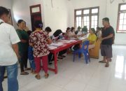 Sebanyak 143 Warga Desa Loloanaa Terima Bantuan Beras Pangan Nasional 2024