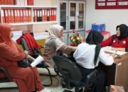 Penyerahan Dan Pengembangan Dua Tersangka Perkara Dugaan Korupsi Penjualan Aset Yayasan Batang Hari Sembilan