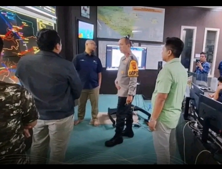 Kapolda Sumsel Koordinasi dengan GM PLN UID Sumsel Terkait Padamnya Aliran Listrik IMG_20240605_103646