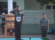 Upacara Bulanan, Pangdam II/Swj Ajak Prajurit Korem 043/Gatam Kobarkan Semangat Nasionalisme