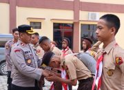 Polres Pringsewu Lepas Keberangkatan Puluhan Pelajar Ikuti Lomba Saka Bhayangkara di Kota Metro