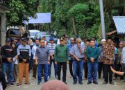 Bupati Pasaman Sabar AS Ikut Meramaikan Pembukaan Ikan Larangan di Aliran Sungai Abam Jorong IX Nagari Lubuk Layang Kecamatan Rao Selatan,