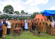 Bercucuran keringat, Dengan semangat Bupati Sabar, AS buka MTQ ke XVII.