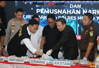 Operasi Nila Jaya 2024, Polrestro Tangerang Kota Musnahkan 3,89 Kg BB Sabu dan Ribuan Pil Exstasi IMG-20240725-WA0010