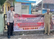 Polres Muara Enim dan Polsek Jajaran Gencar Sosialisasikan Bahaya Karhutla dengan Pemasangan Spanduk dan Maklumat Kapolda Sumsel