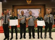 HARI ANAK NASIONAL 2024, KEMENKUMHAM RIAU SERAHKAN PENGURANGAN MASA PIDANA PADA 60 ANAK BINAAN