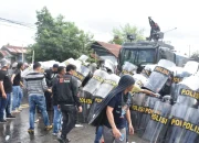 Ricuh Unras Dibubarkan, Simulasi Digelar di Kantor KPU Bulukumba