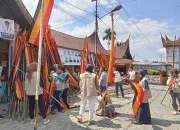 Sambut HUT RI Ke 79 Mahasiswa Unand Dan Perangkat Nagari Tj Beringin Selatan Pasang 300 Marawa