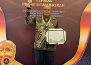 Bupati Nias Utara Meraih Penghargaan Dengan Kategori Madya Dalam Pencapaian Universal Health Coverage