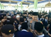 Kapolres Banyuasin Mengunjungi Pondok Pesantren Qodratullah Guna Mempererat Tali Silaturahmi