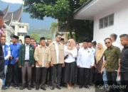 Pasangan Calon Bupati dan Wakil Bupati Welly dan Anggit Resmi Memdaftar Ke KPU Pasaman