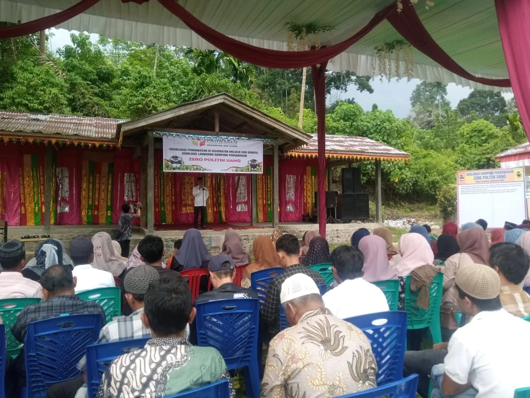 Bawaslu Kabupaten Pasaman Gelar Deklarasi Kampung Pengawasan Zero Politik Uang di Rao Utara IMG-20240830-WA0136
