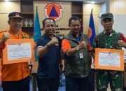 Dandim 1430/Konawe Utara Terima Bantuan Secara Simbolis 1 Paket Polyethylene dari BNPB