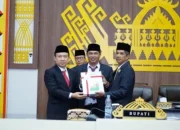 Pj.Bupati Pringsewu DPRD Sahkan APBD-P 2024 & RPJPD 2025-2045 Sekaligus Sampaikan APBD 2025