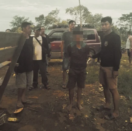 Istri dan Penumpang Trevel Ditikam, AL Seorang Pelaku Diamankan IMG_20240819_142417