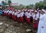 Satgas Habema Gelar Upacara Peringatan Kemerdekaan Ke-79 Republik Indonesia di Kampung Mumugu