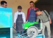 Sukses, Dihari Kelima Pelatihan Manfaatkan Limbah Daun Nanas di Desa Menanti 