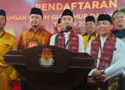 Syamsuar dan Mawardi Resmi Daftar Bakal Pasangan Calon Gubernur dan Wakil Gubernur Riau