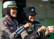 Polwan Polres Pringsewu Peduli Kesehatan Siswa SLB