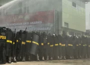 Korem 031/WB kerahkan 1000 Pesonel TNI Dan Polri dalam Simulasi Penindakan Aksi Anarkis Operasi Perbantuan pengamanan Pilkada Serentak
