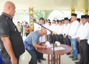 Melalui Dinas Pemberdayaan Masyarakat dan Desa Laksanakan Pengukuhan Perpanjangan Masa Jabatan