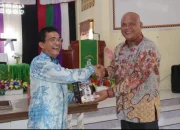 Bupati Nias Utara Memberangkatkan Kontingen Lomba Pesta Paduan Suara Gerejawi (PESPARAWI)  pada Lomba PESPARAWI Ke-5 tingkat Provinsi Sumut Tahun 2024