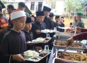 Korem 031/Wira Bima Adakan Jumat Berkah Makan Gratis untuk Anak Ponpes