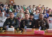 Polres Muara Enim Amankan Rapat Paripurna Pengucapan Sumpah Anggota DPRD Muara Enim Periode 2024-2029