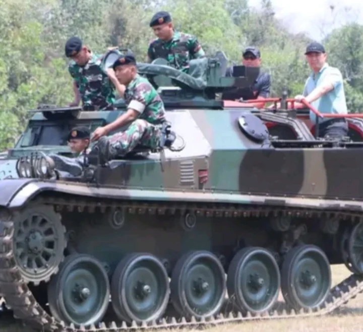 Anjangsana Ke Yonkav 5/DPC Karang Enda, Pj. Bupati Jajal Tank Amphibi dan Senpi Militer IMG_20240901_180646