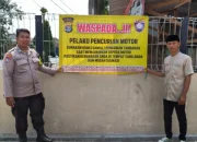 Waspada Curanmor, Bhabinkamtibmas Polres Pringsewu Pasang Banner Imbauan