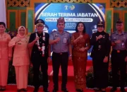SERAH TERIMA KEPALA RUTAN PEKANBARU, BASTIAN MANALU RESMI GANTIKAN SUBAKDO WULANDORO