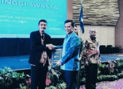 UAP Pringsewu Raih Penghargaan Mitra Kerjasama LLDIKTI Wilayah II