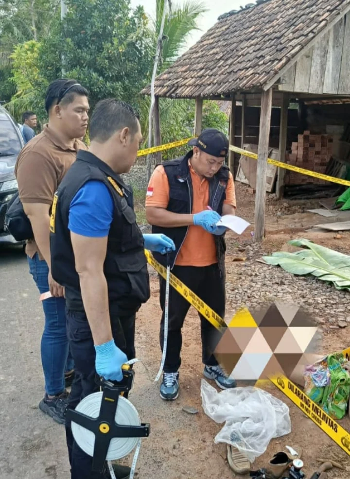 Tim INAFIS Polres Ogan Ilir dan Polsek Muara Kuang Lakukan Olah TKP IMG_20240913_065229