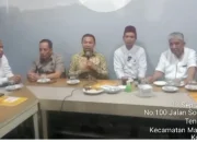 Merapatkan Diri kepada Seluruh Simpul di Riau, Abdul Wahid Balon Gubernur Riau Bersama Ustad Somat Taja Ngopi Bareng Masyarakat dan Pers Indonesia di Riau