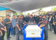 Sekjen BMI Marcel Maramis, S,H M,H Pimpin Prosesi Pemakaman Panglima Daniel Arca Saraun
