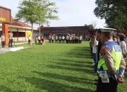 Wakapolres Muara Enim Pimpin Apel Pengecekan Satgas Ops Mantap Praja Musi 2024