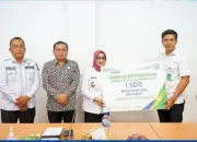 Plt, Bupati Berikan 1500 Kartu Peserta BPJS Ketenagakerjaan 