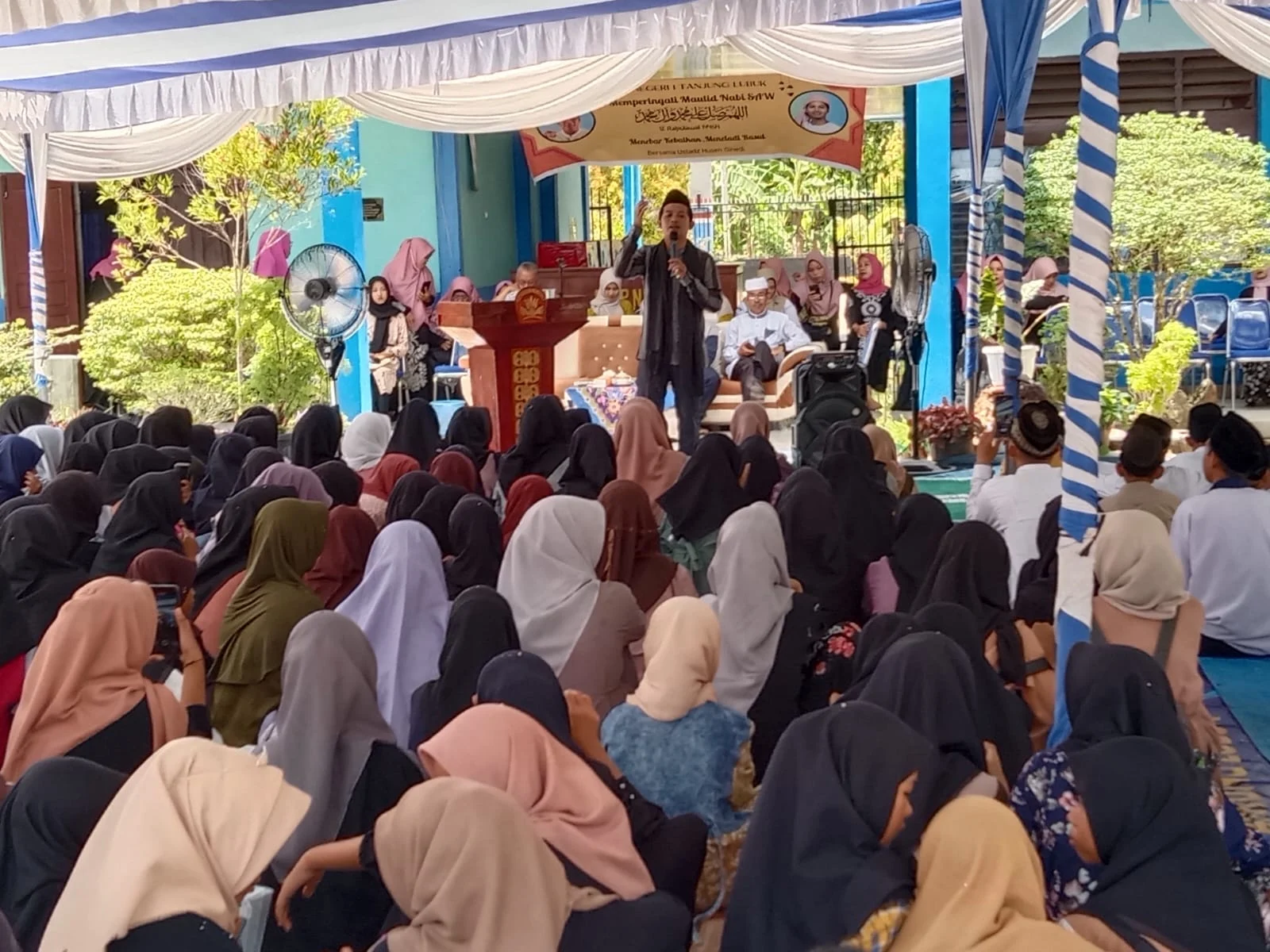 SMP Negeri 1 Tanjung Lubuk Gelar Peringatan Maulid Nabi Muhammad SAW IMG-20241009-WA0110