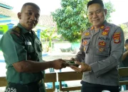 Sambangi Koramil, Kapolsek Pagelaran: Selamat HUT TNI Ke-79