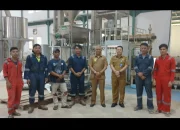 Monitoring Pabrik Pakan ikan, Pjs Bupati Pasaman Edi Dharma : Produksi pakan agar terus ditingkatkan